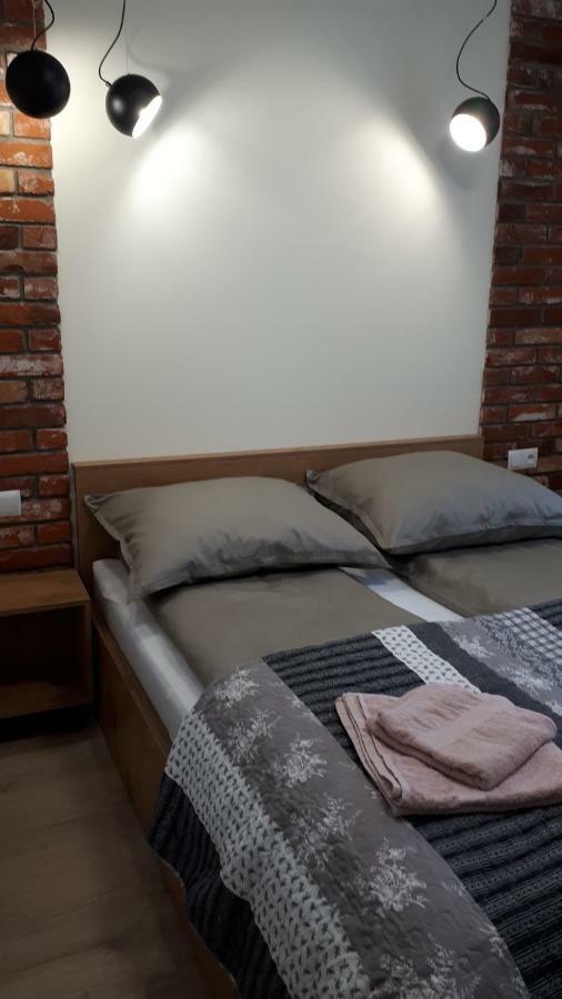 Apartamenty Przy Parku Szwedzkim Szczawno-Zdroj Exterior photo